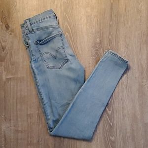 Levi Strauss "Mile High Super Skinny" Jean size 26x30